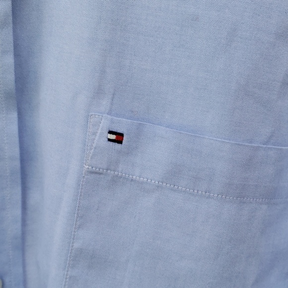 Tommy Hilfiger Casual Button Up - Picture 2 of 6